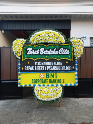 Papan Bunga Duka di Sumba Barat